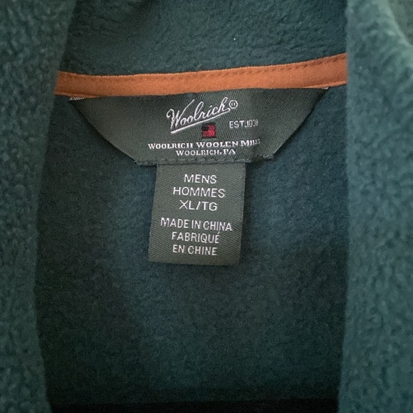 Two Men’s Woolrich Fleece Vests - Picture 3 of 11